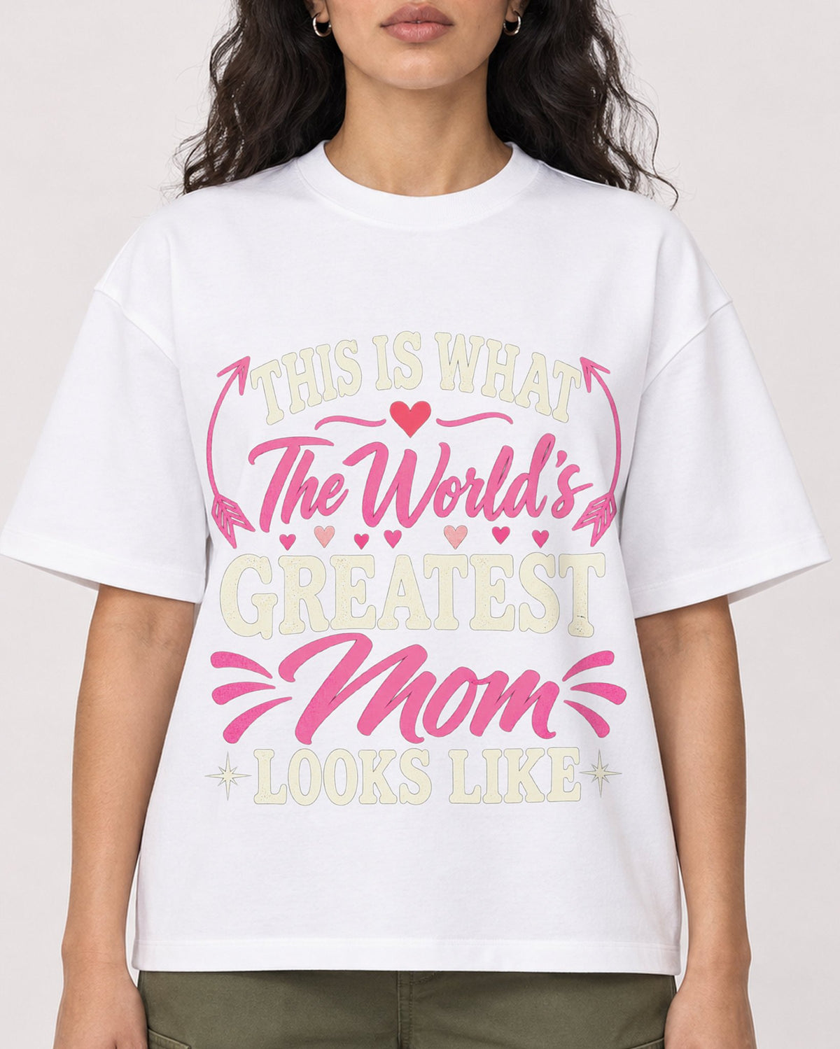 Mockup Boxy Heavyweight Tee White female close-up 07