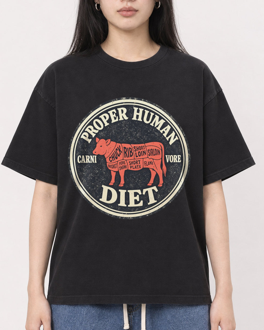 Mockup Boxy Heavyweight Tee Black female close-up 01