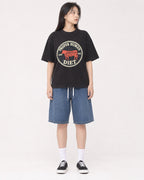 Mockup Boxy Heavyweight Tee Black female full-body 01