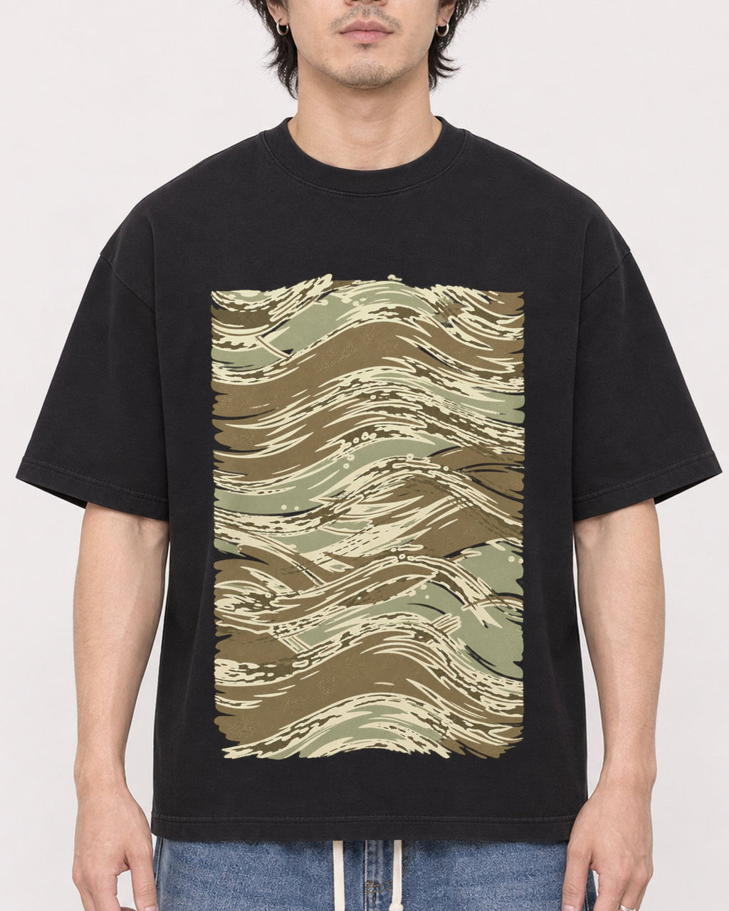 Mockup Boxy Heavyweight Tee Black male close-up 03