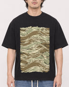 Mockup Boxy Heavyweight Tee Black male close-up 03