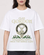 Mockup Boxy Heavyweight Tee White female close-up 03