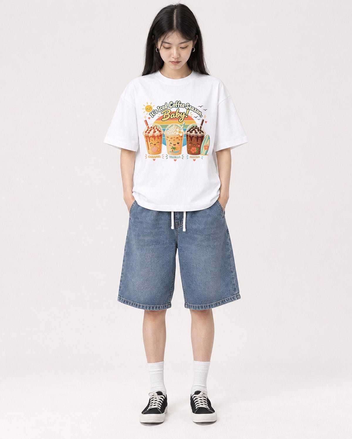 Mockup Boxy Heavyweight Tee White female full-body 01