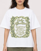 Mockup Boxy Heavyweight Tee White female close-up 02
