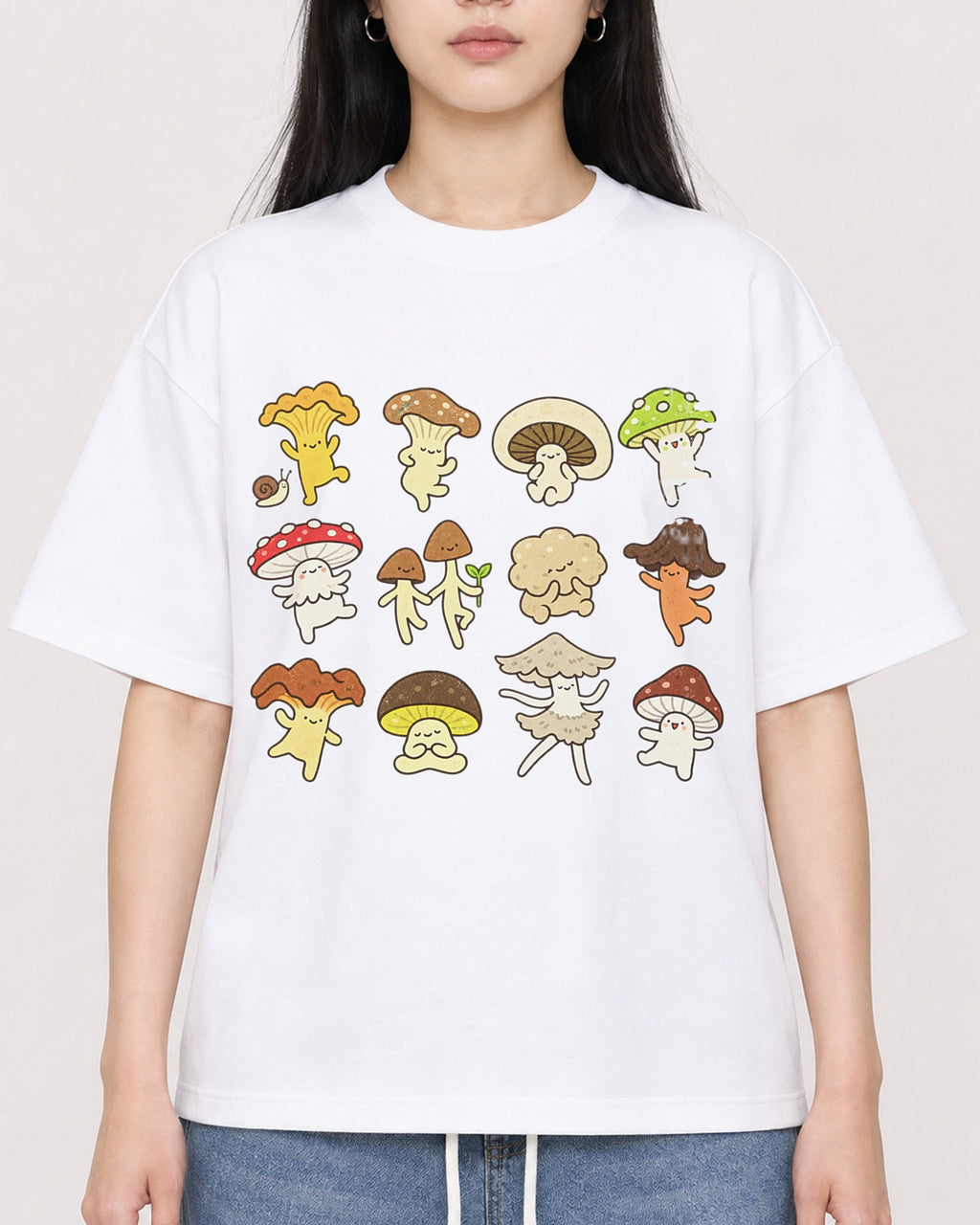 Mockup Boxy Heavyweight Tee White female close-up 01