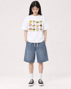 Mockup Boxy Heavyweight Tee White female full-body 01