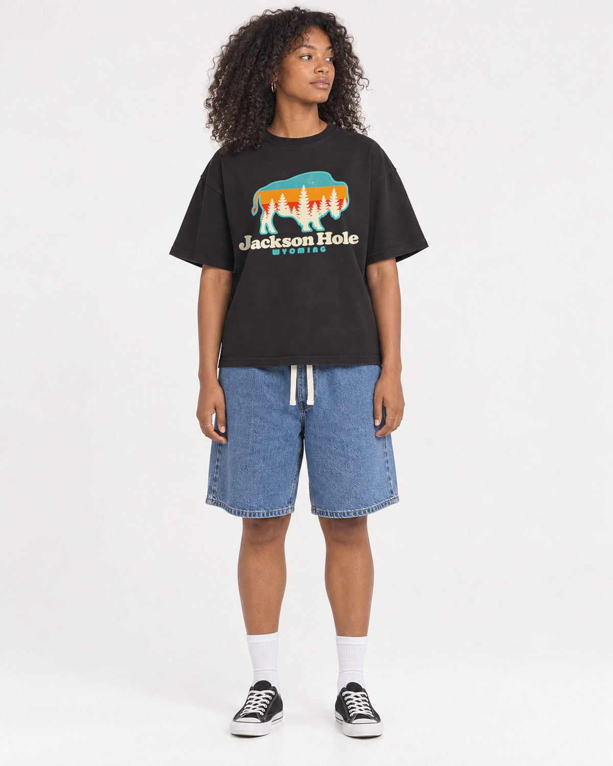 Mockup Boxy Heavyweight Tee Black female full-body 05