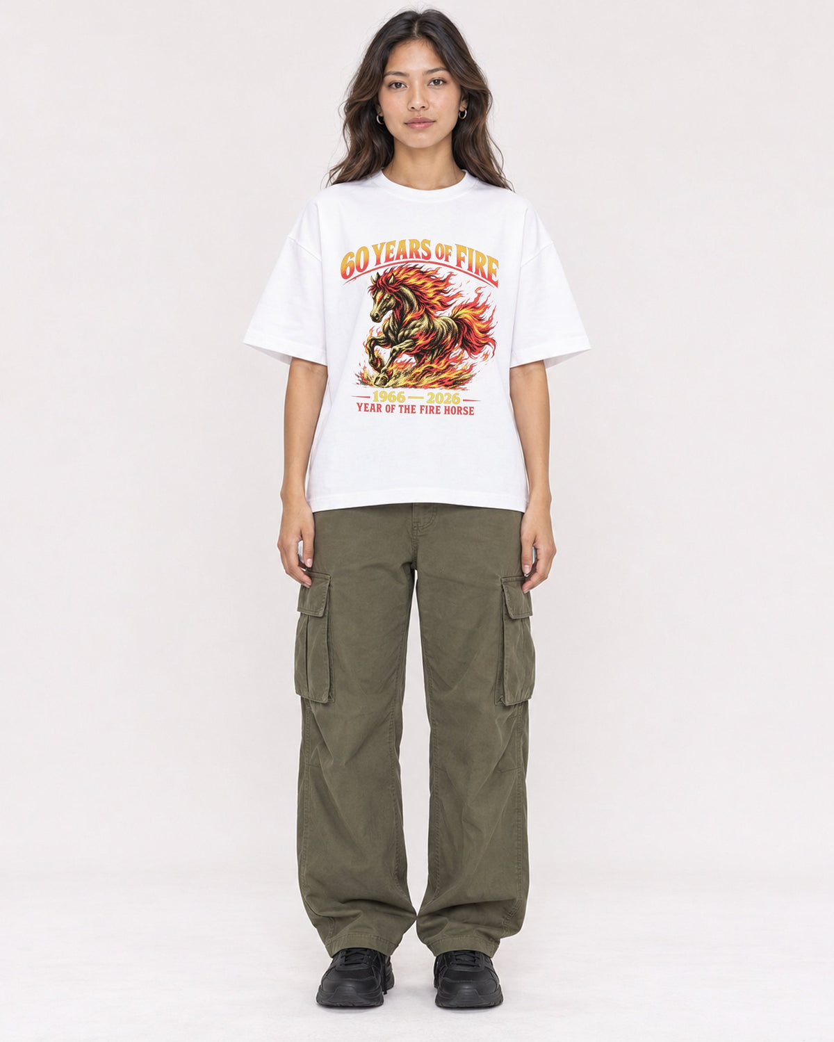 Mockup Boxy Heavyweight Tee White female full-body 02