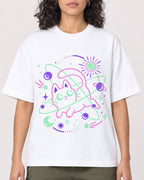 Mockup Boxy Heavyweight Tee White female close-up 27