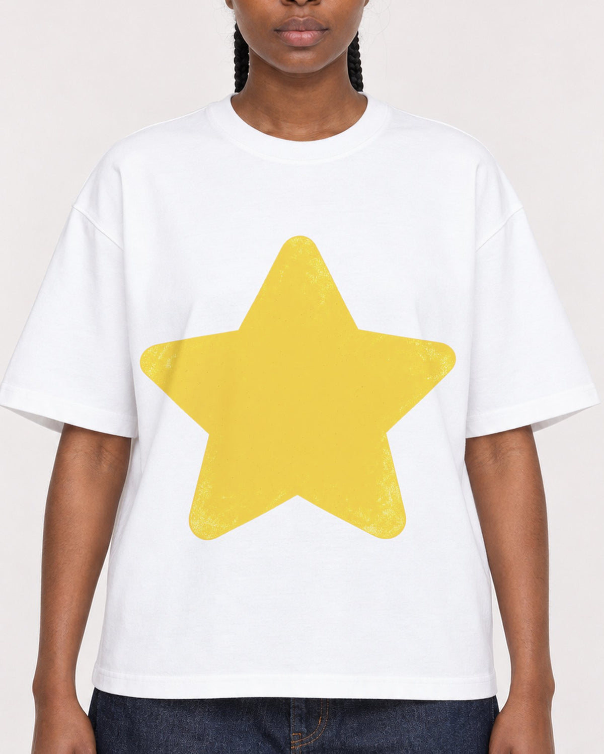 Mockup Boxy Heavyweight Tee White female close-up 44