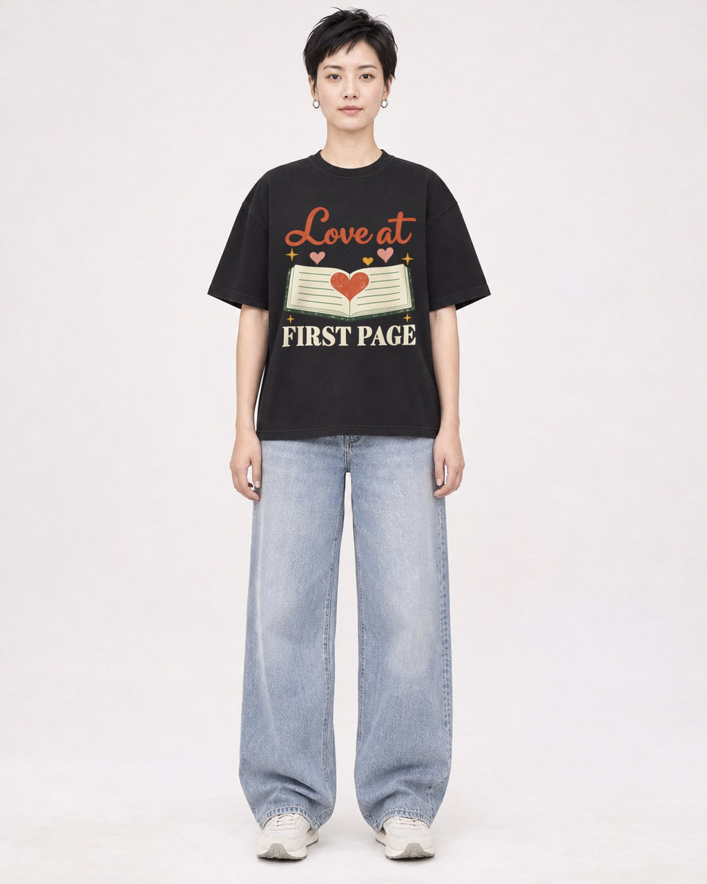 Mockup Boxy Heavyweight Tee Black female full-body 23