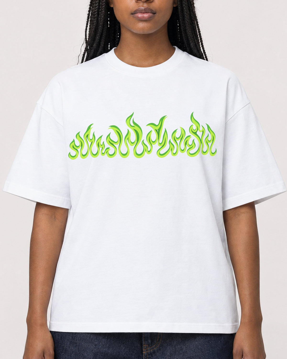 Mockup Boxy Heavyweight Tee White female close-up 04