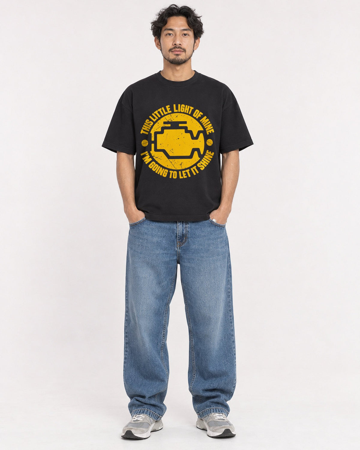 Mockup Boxy Heavyweight Tee Black male full-body 02