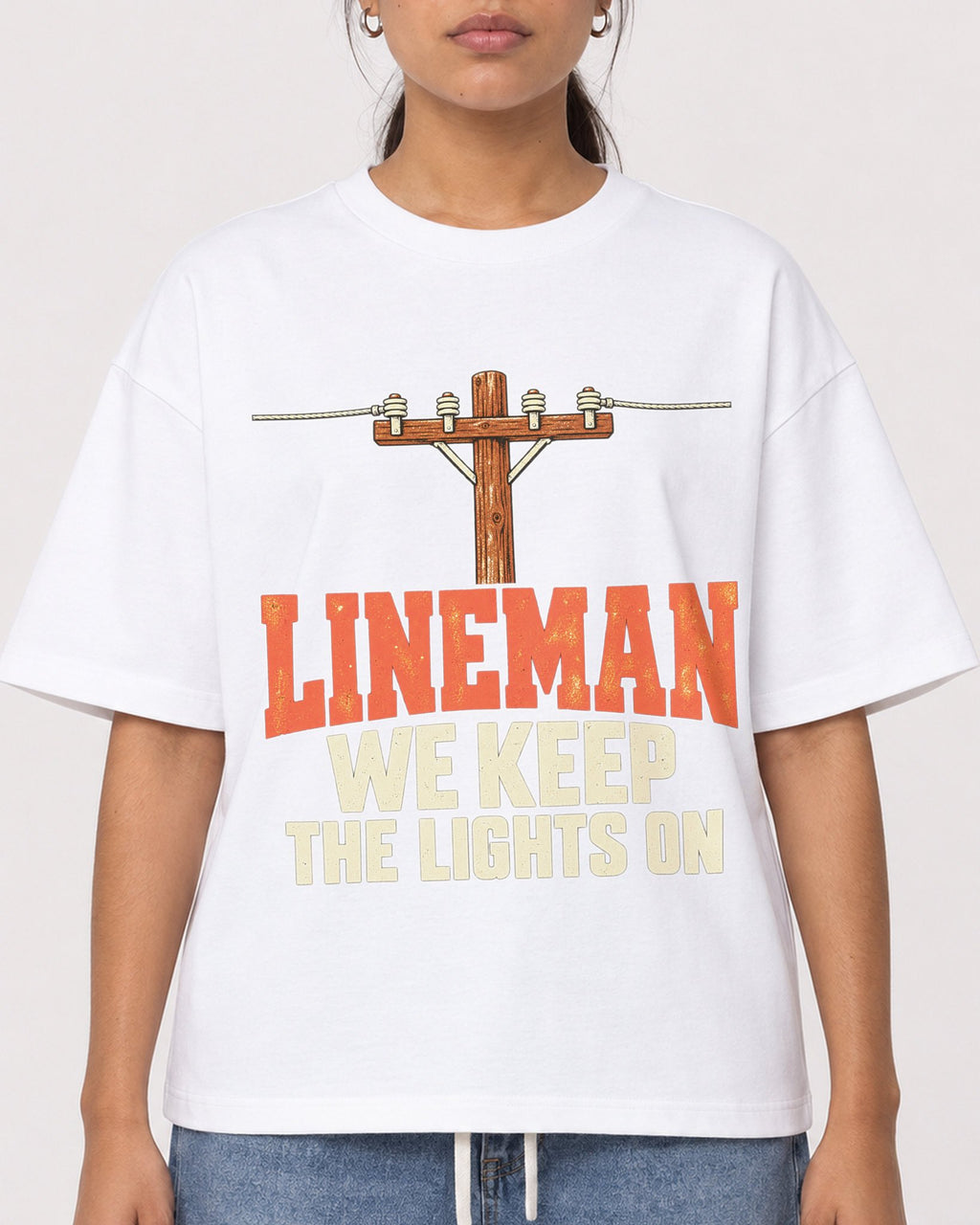 Mockup Boxy Heavyweight Tee White female close-up 16