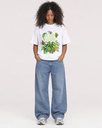 Mockup Boxy Heavyweight Tee White female full-body 05