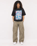 Mockup Boxy Heavyweight Tee Black female full-body 10