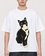 Mockup Boxy Heavyweight Tee White male close-up 01