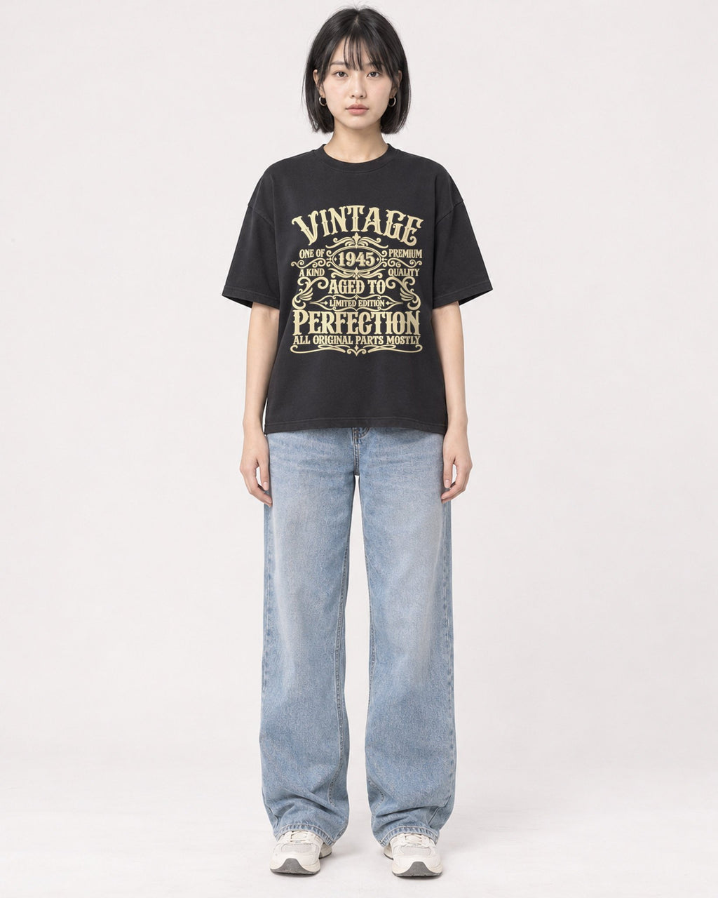Mockup Boxy Heavyweight Tee Black female full-body 11