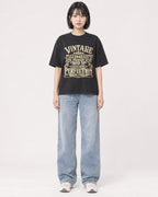 Mockup Boxy Heavyweight Tee Black female full-body 11