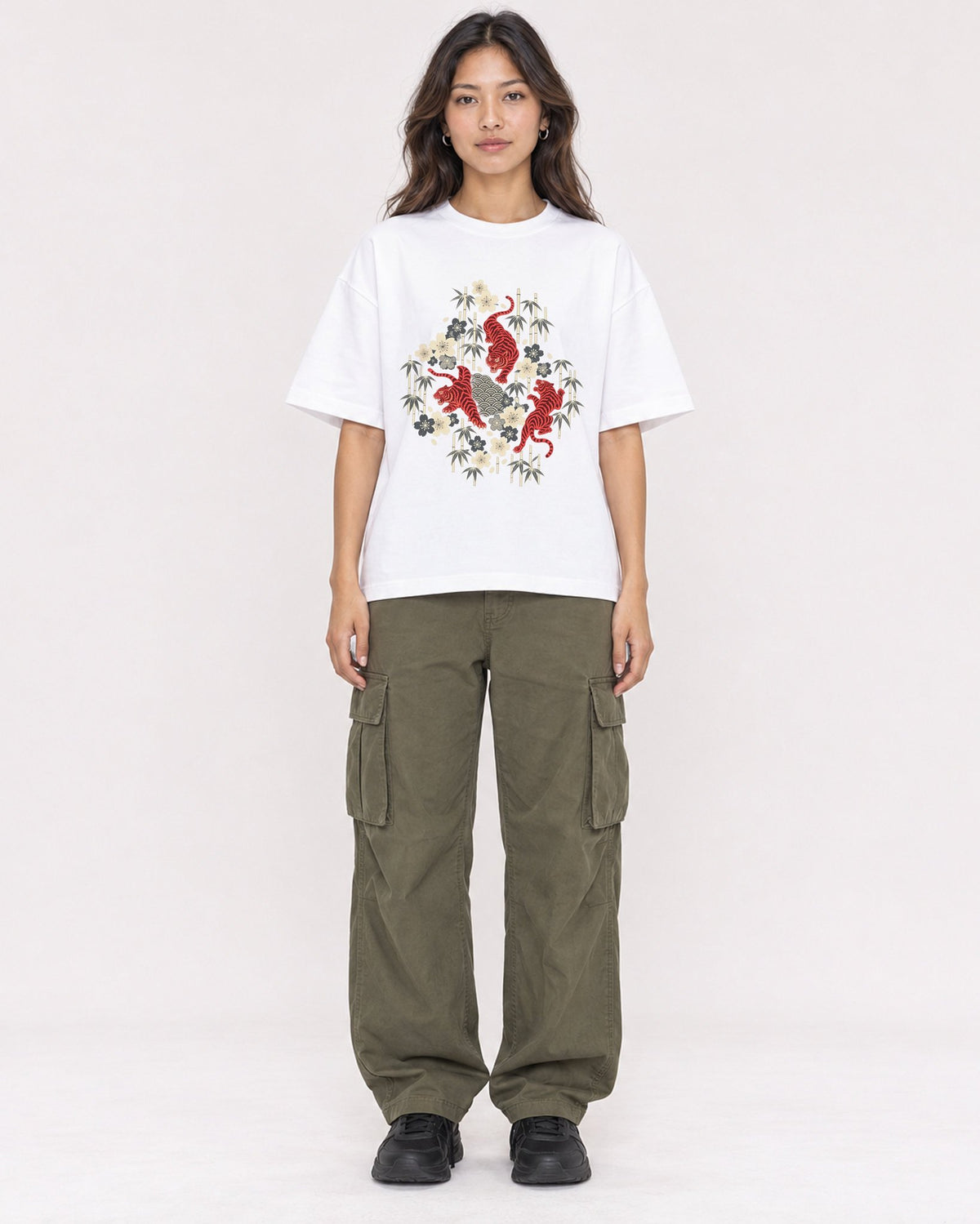 Mockup Boxy Heavyweight Tee White female full-body 02