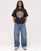 Mockup Boxy Heavyweight Tee Black female full-body 04