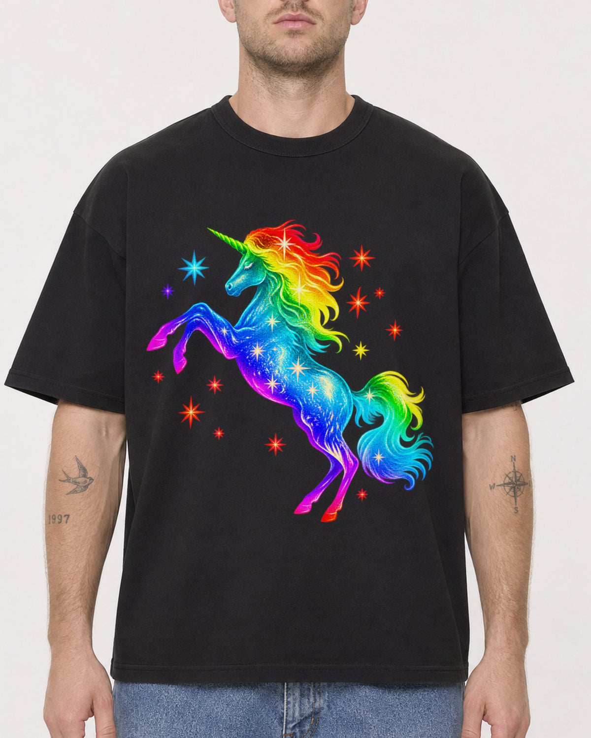 Mockup Boxy Heavyweight Tee Black male close-up 18