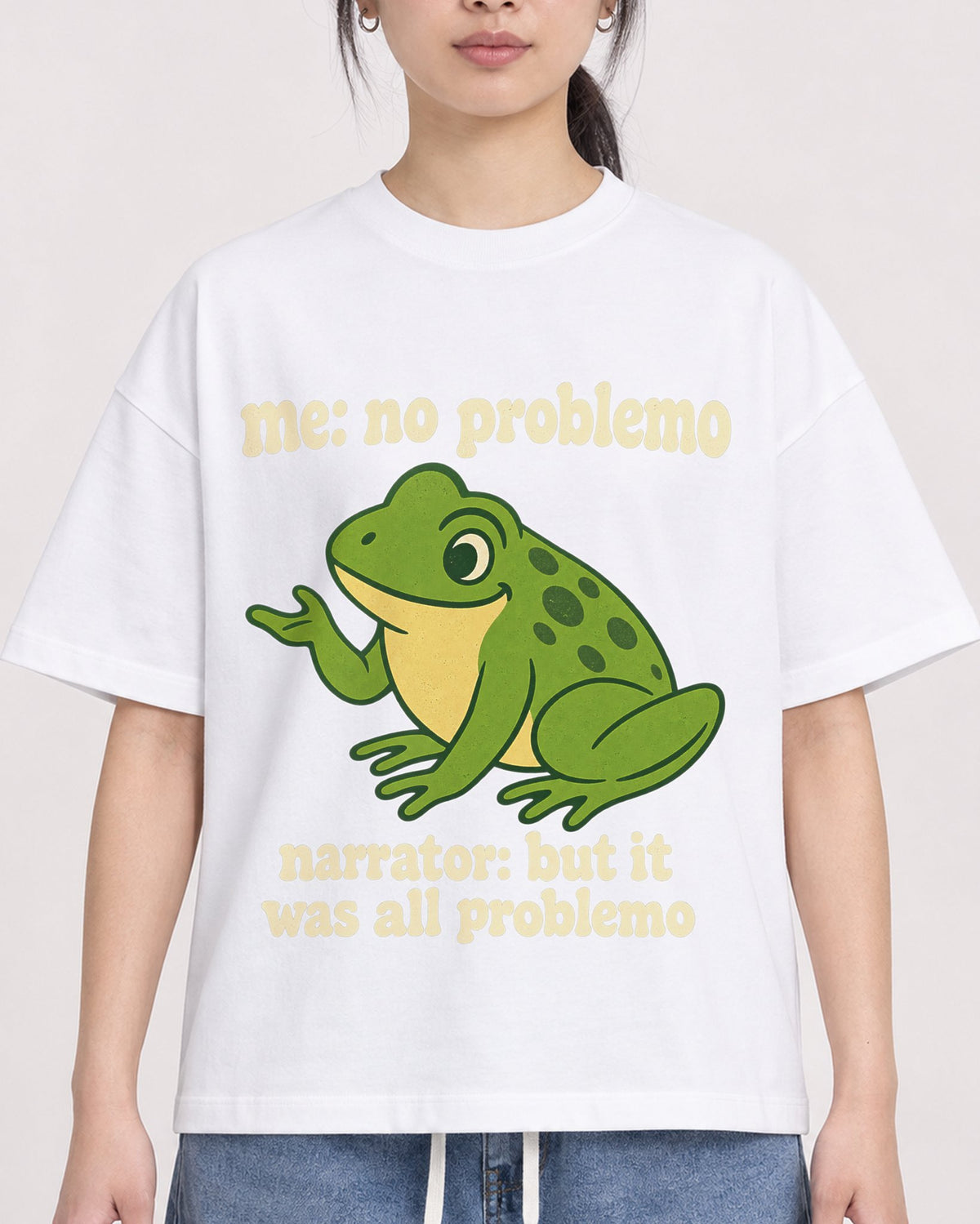 Mockup Boxy Heavyweight Tee White female close-up 21