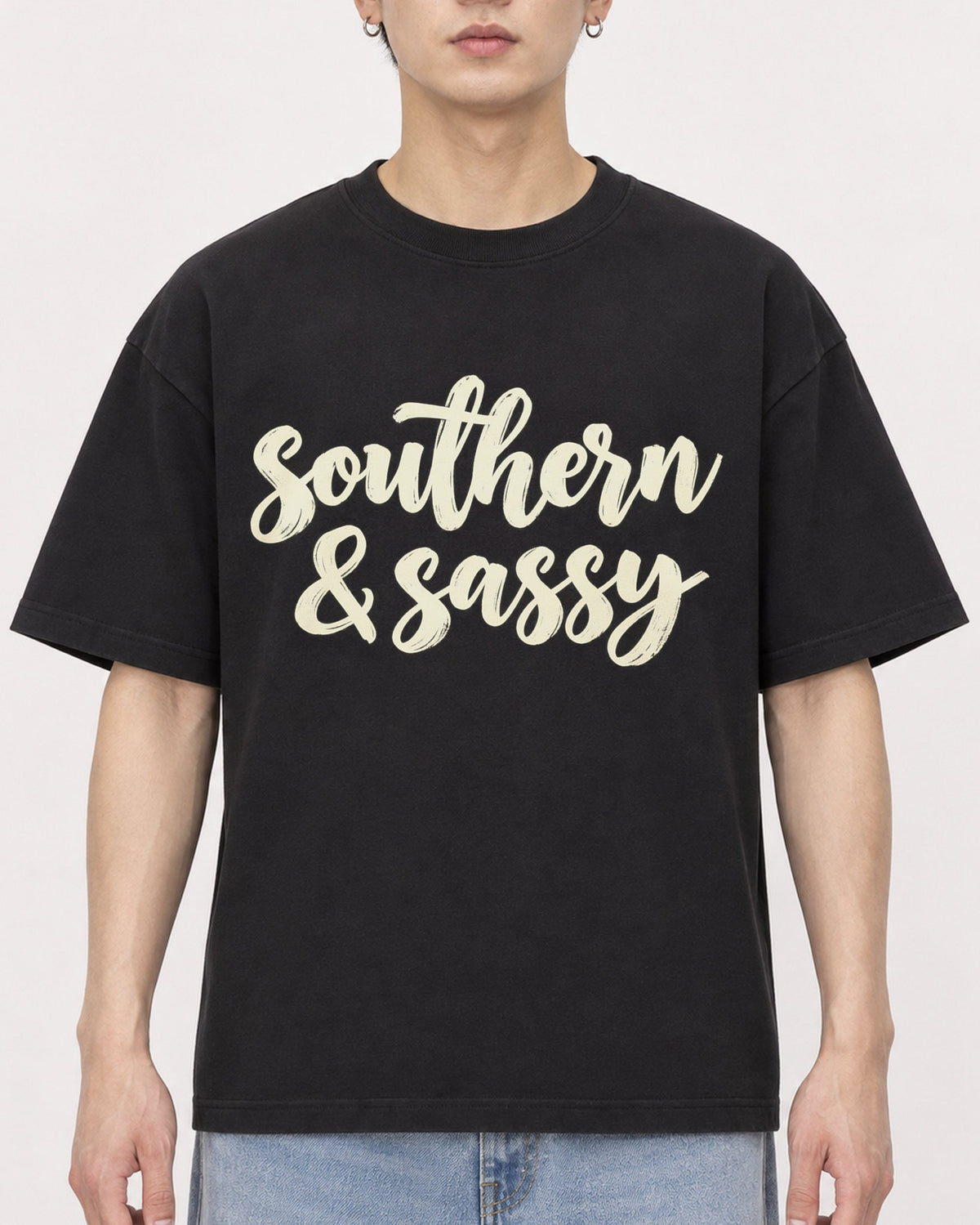Mockup Boxy Heavyweight Tee Black male close-up 01