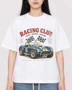 Mockup Boxy Heavyweight Tee White female close-up 01
