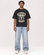 Mockup Boxy Heavyweight Tee Black male full-body 05