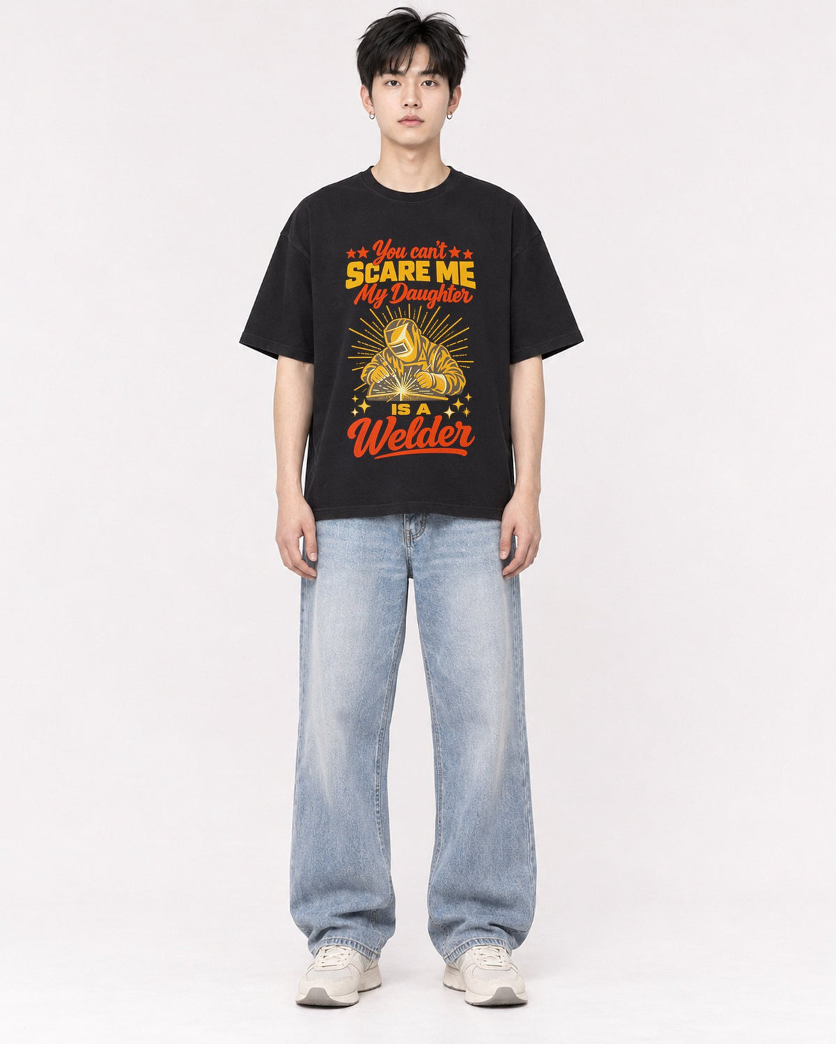 Mockup Boxy Heavyweight Tee Black male full-body 01