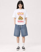 Mockup Boxy Heavyweight Tee White female full-body 01