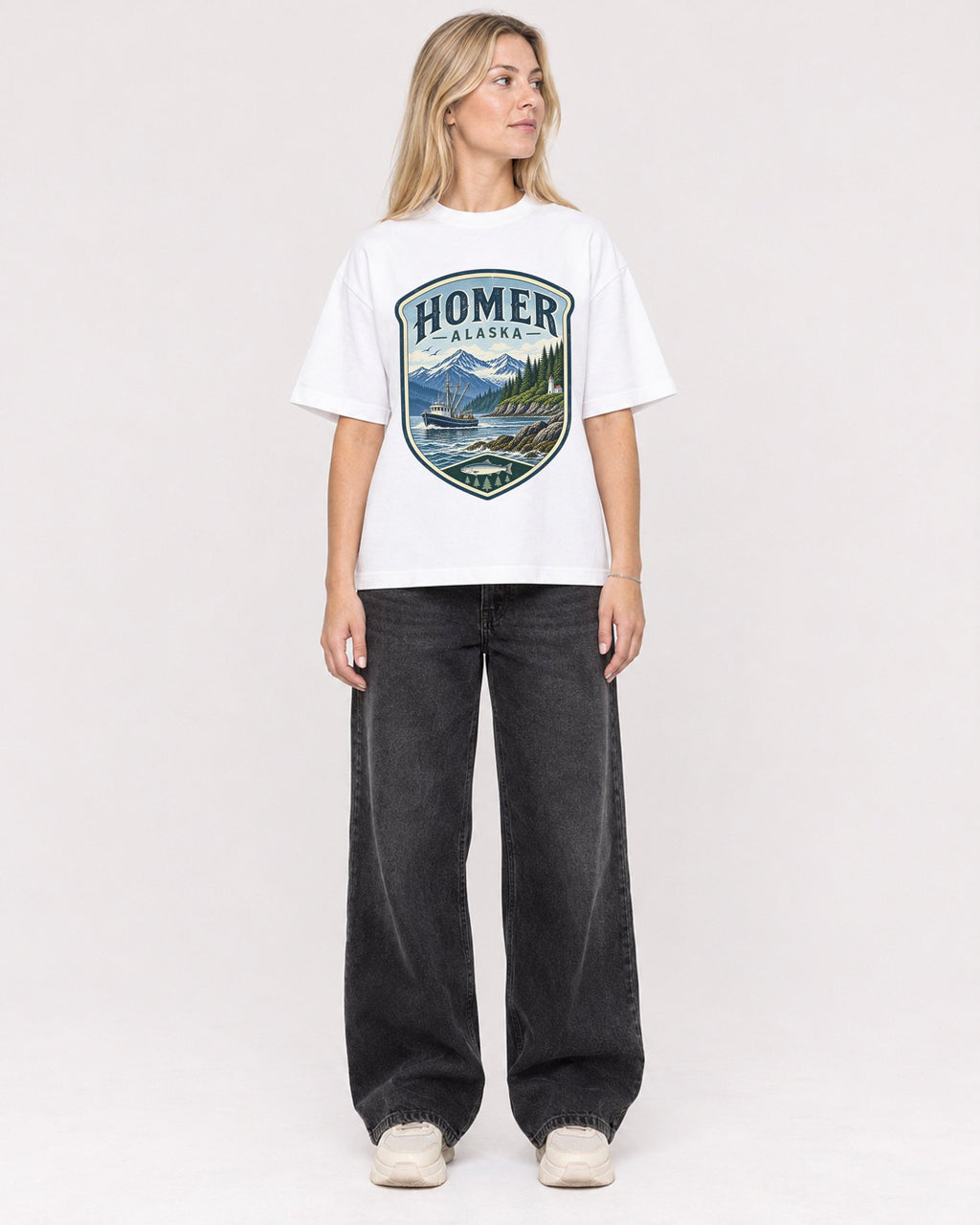 Mockup Boxy Heavyweight Tee White female full-body 08