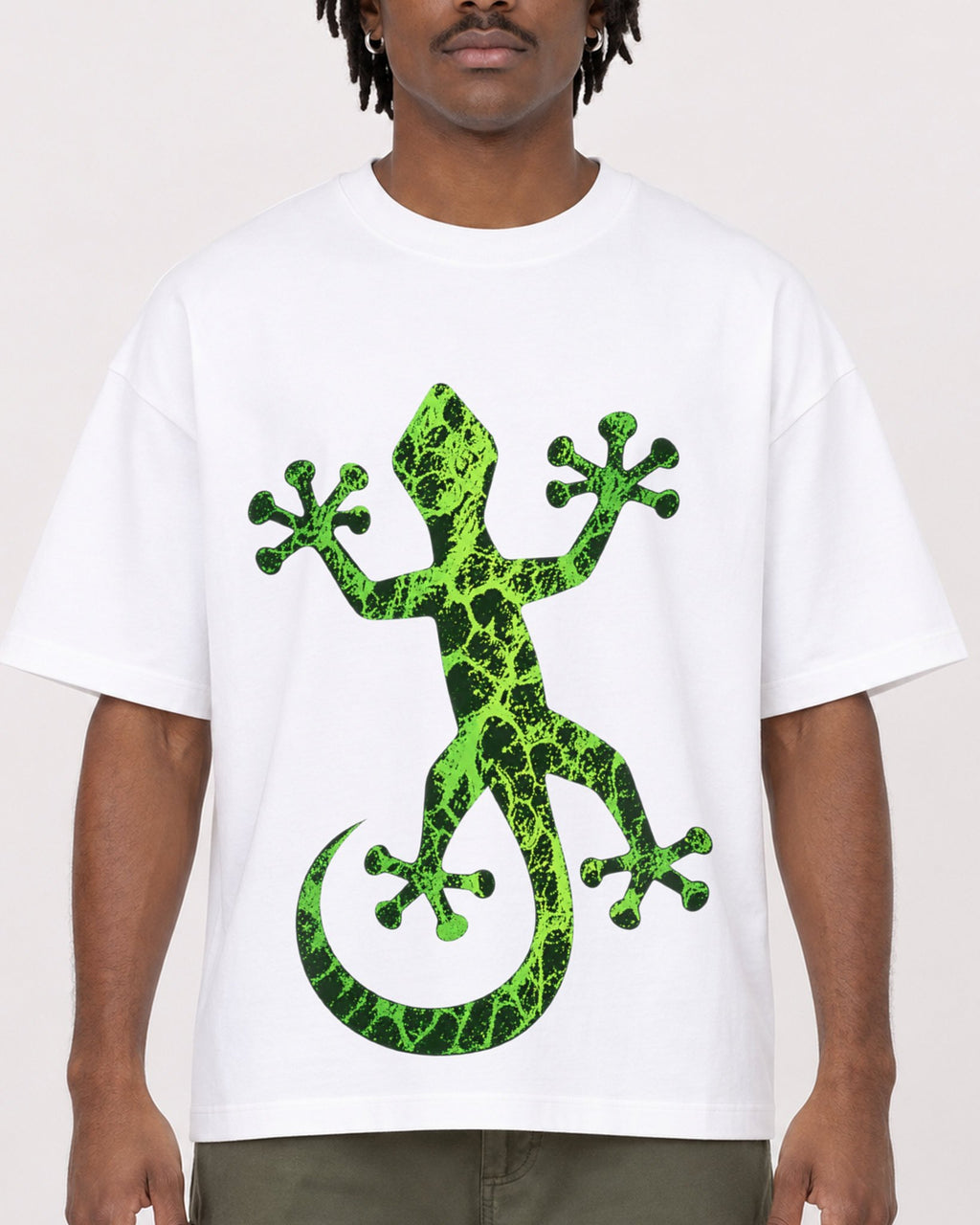 Mockup Boxy Heavyweight Tee White male close-up 04