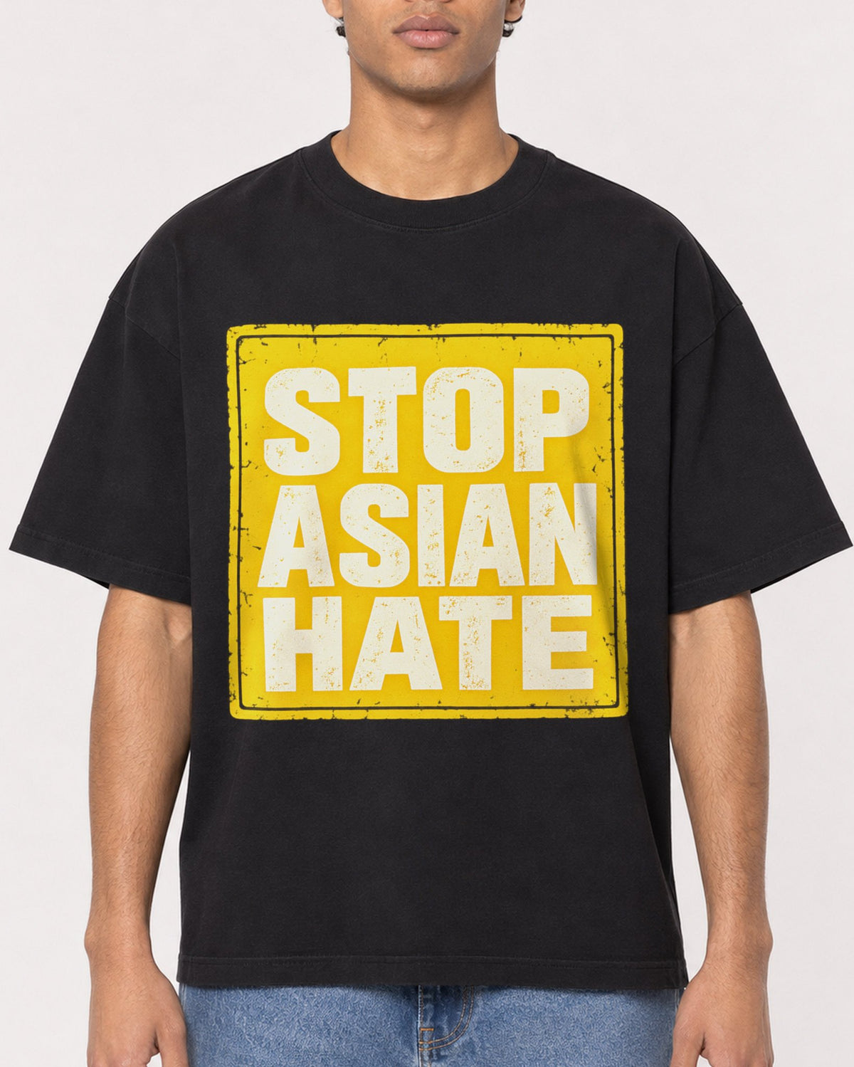 Mockup Boxy Heavyweight Tee Black male close-up 10