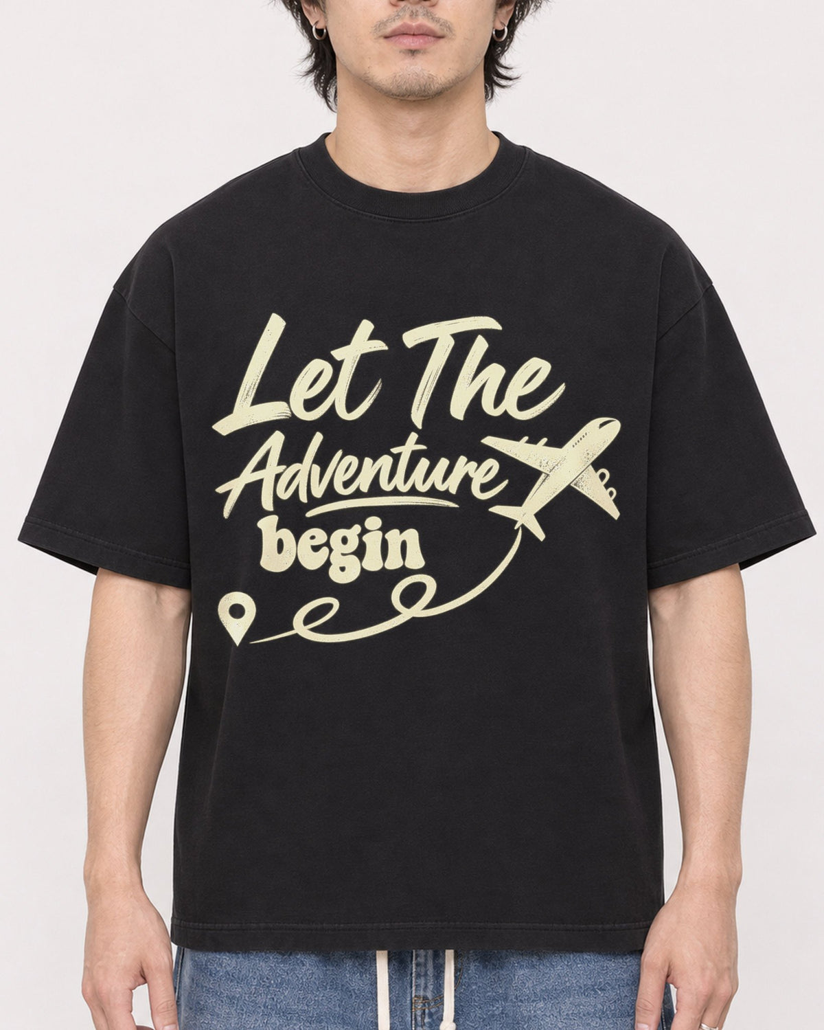 Mockup Boxy Heavyweight Tee Black male close-up 03