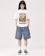 Mockup Boxy Heavyweight Tee White female full-body 01