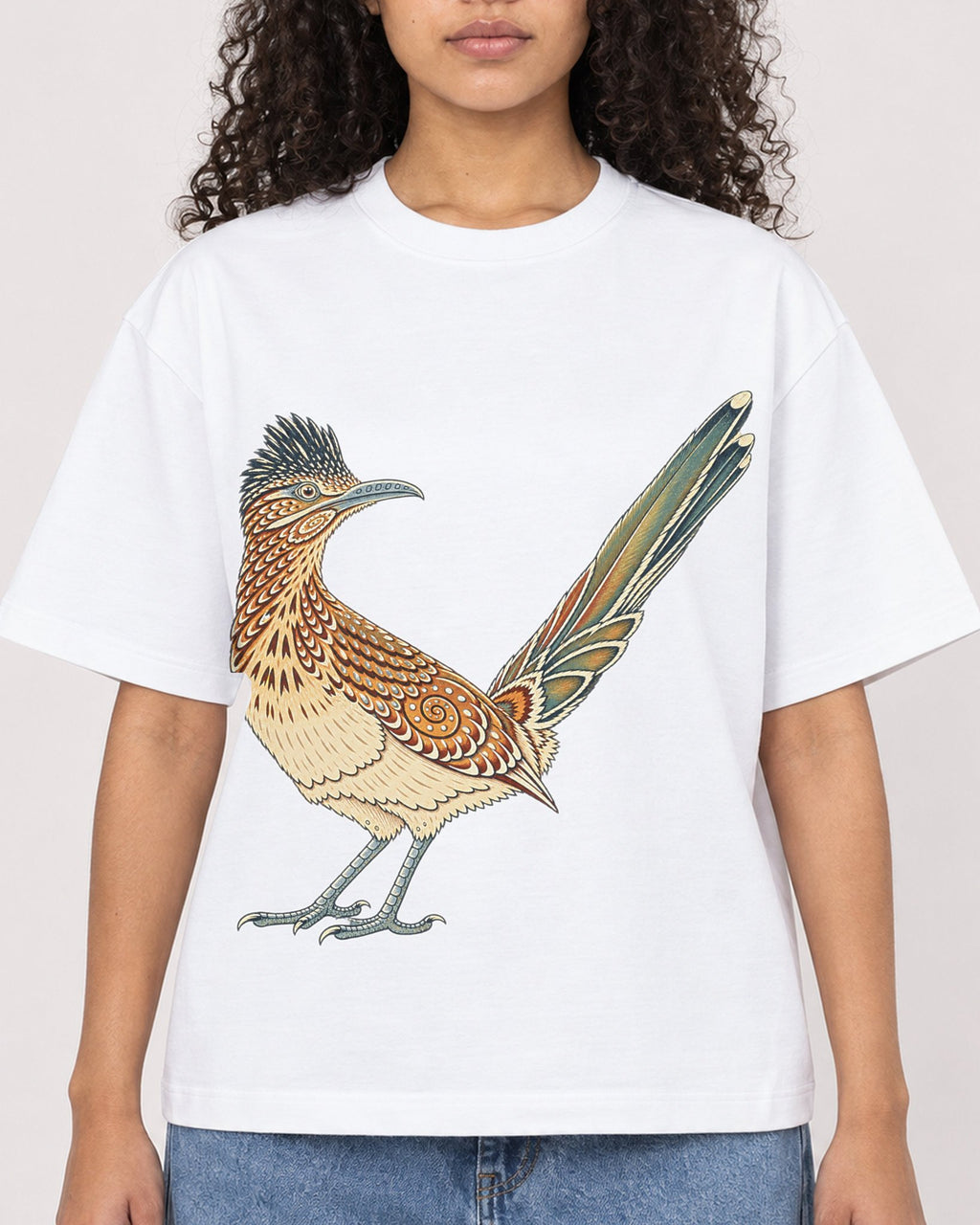 Mockup Boxy Heavyweight Tee White female close-up 10