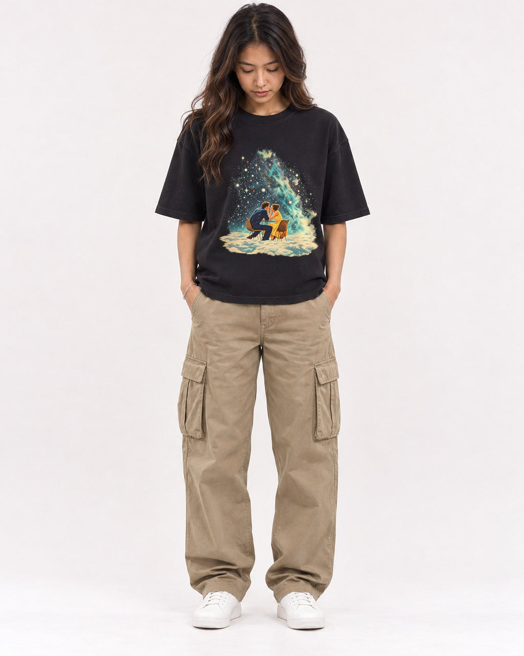 Mockup Boxy Heavyweight Tee Black female full-body 02