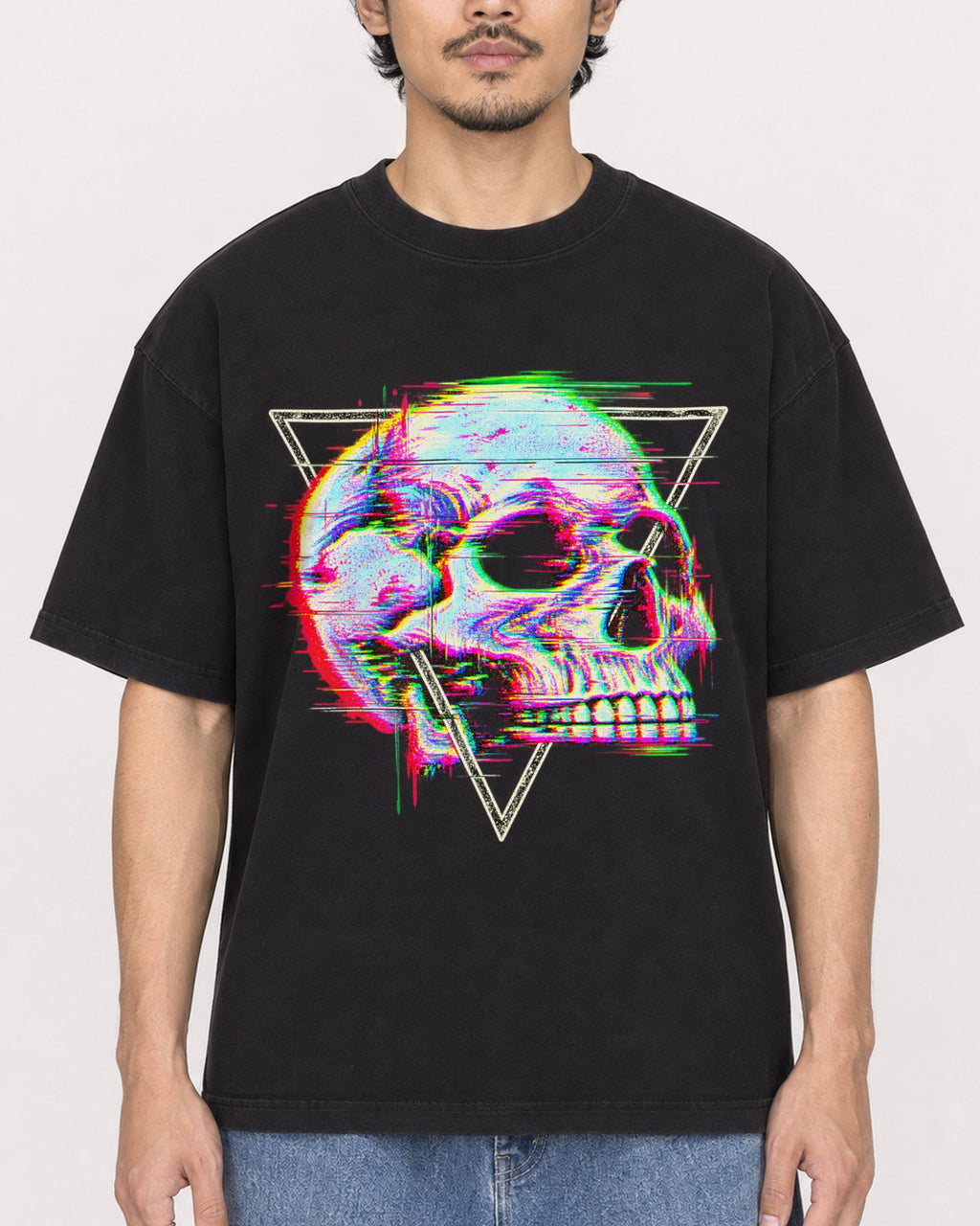 Mockup Boxy Heavyweight Tee Black male close-up 02