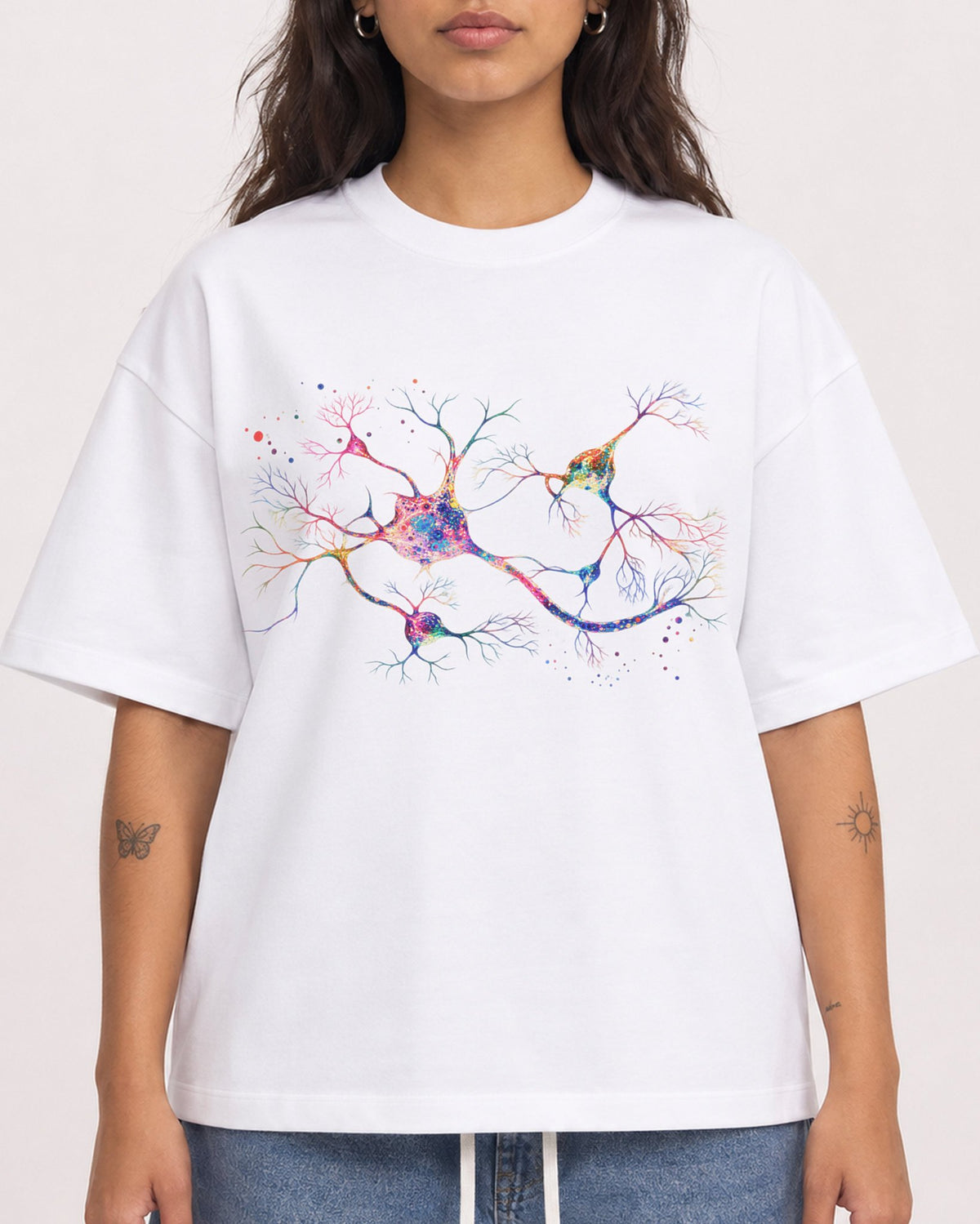 Mockup Boxy Heavyweight Tee White female close-up 06
