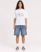 Mockup Boxy Heavyweight Tee White female full-body 06