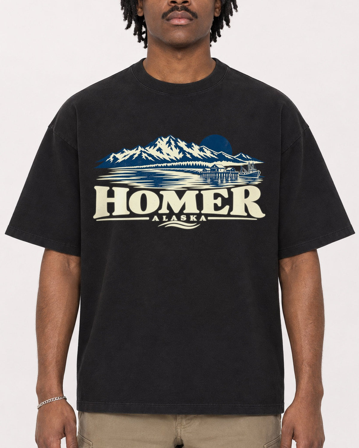 Mockup Boxy Heavyweight Tee Black male close-up 04