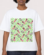 Mockup Boxy Heavyweight Tee White female close-up 14