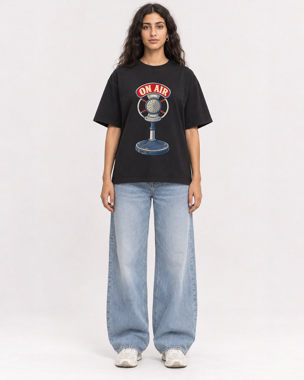 Mockup Boxy Heavyweight Tee Black female full-body 07