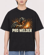 Mockup Boxy Heavyweight Tee Black male close-up 11