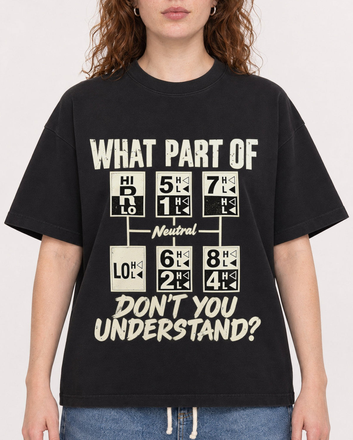 Mockup Boxy Heavyweight Tee Black female close-up 09