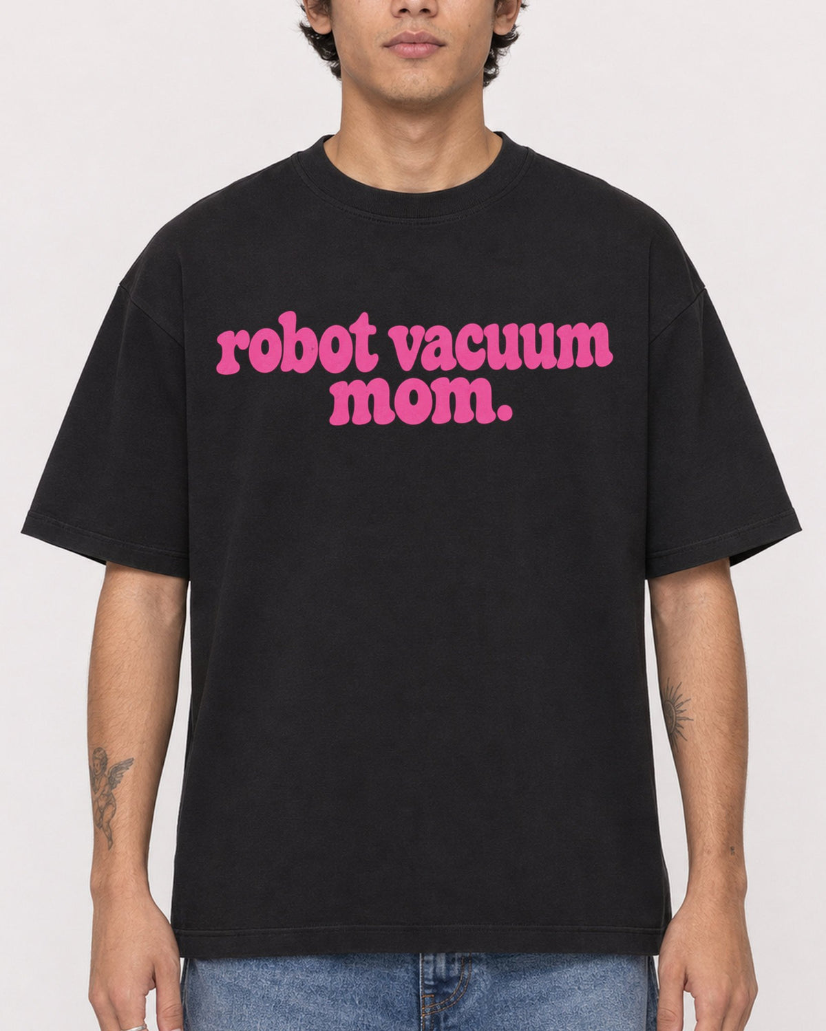 Mockup Boxy Heavyweight Tee Black male close-up 06