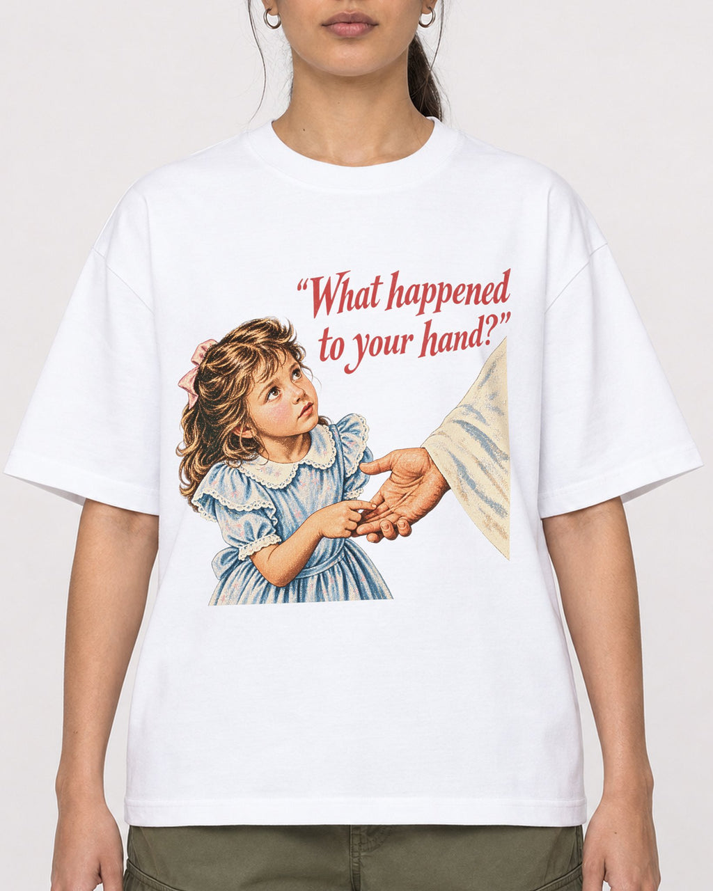 Mockup Boxy Heavyweight Tee White female close-up 47