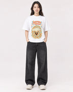 Mockup Boxy Heavyweight Tee White female full-body 03